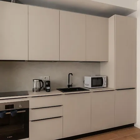 Guesthost - Boutique San Lorenzo Róma